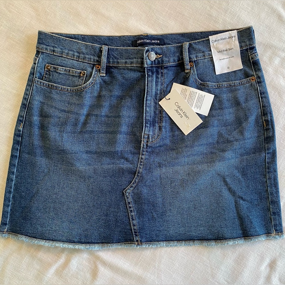Calvin Klein Mini Denim Skirt New with Tags Size 31